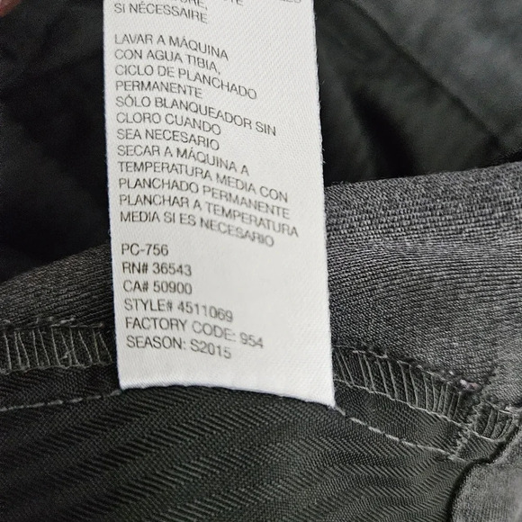 IZOD Golf Pants Dark Gray Straight Leg Flat Front Lightweight - Picture 8 of 8